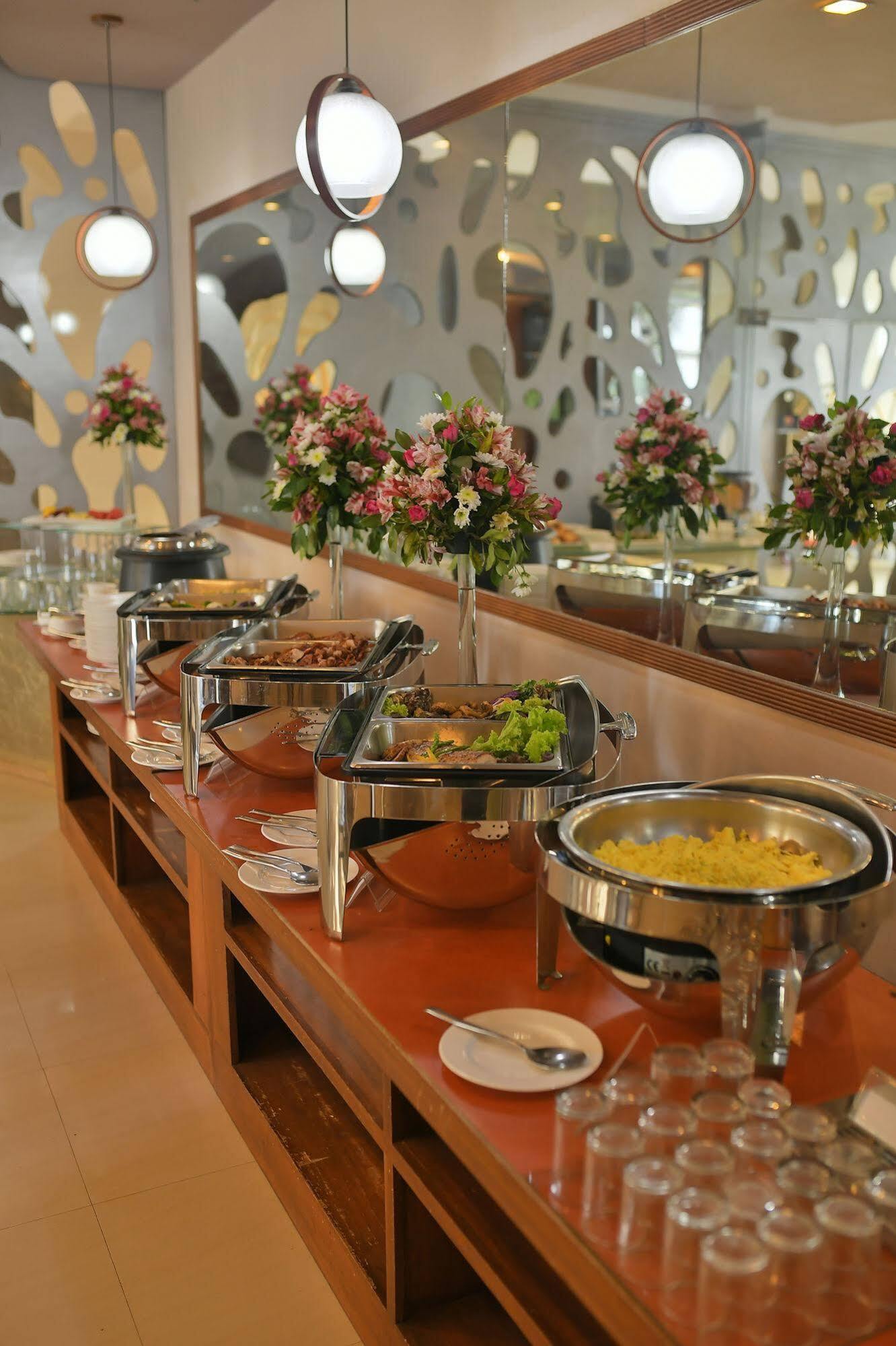 Paseo Premiere Hotel Santa Rosa  Εξωτερικό φωτογραφία